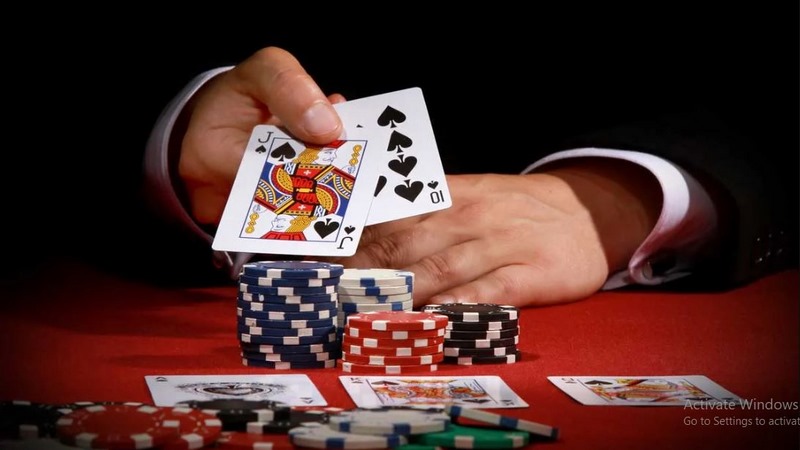 Poker - Luật chơi chi tiết A - Z dành cho tân binh Poker trở thành cuộc so tài chiến thuật trên mọi bàn cược