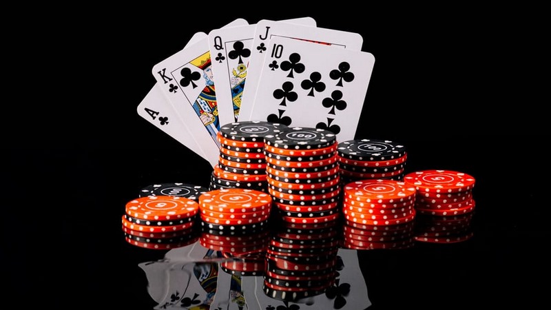 Poker - Luật chơi chi tiết A - Z dành cho tân binh Poker - Luật chơi chi tiết A - Z dành cho tân binh